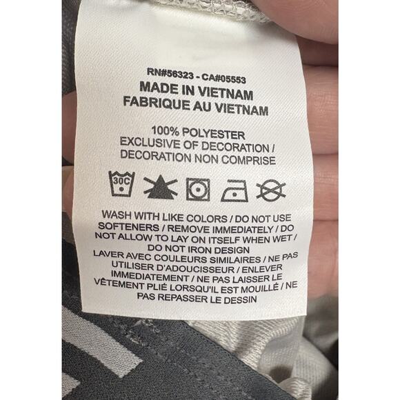 Nike Dri-FIT Women's Training Shorts XXL Gray Loose Fit 5" Inseam NWT - Picture 7 of 7